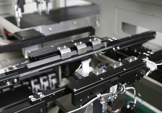GenitecのSMT GAM330ADのための二重高速紡錘PCBの打抜き機PCB Depaneling機械